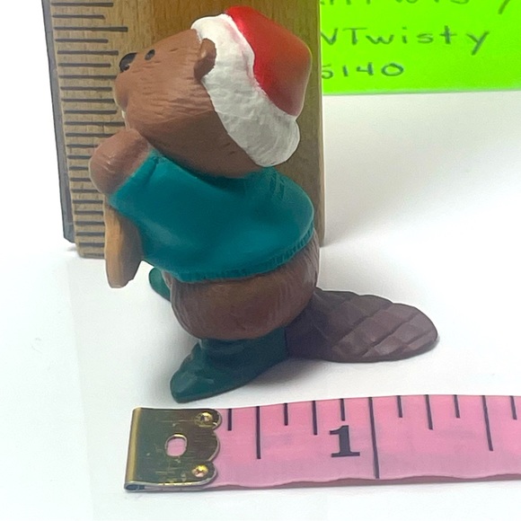 BNWT Vintage 1995 Hallmark Merry Miniature Toyshop Beaver - Picture 7 of 15